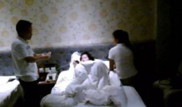 裸体女视频